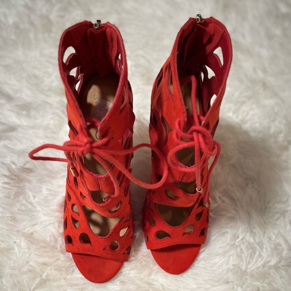Aldo Red 4" Stiletto Cutout Rocker Teardrop Peep Toe Heel Size 7 Suede Laser Cut - Picture 2 of 15